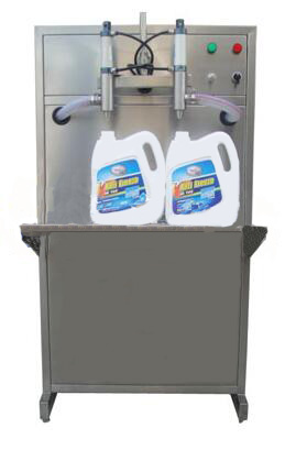 全自動(dòng)液體定量灌裝線(雙頭)視頻