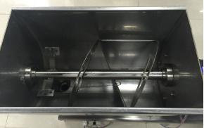 臥式攪拌醬類電動(dòng)灌裝機(jī)